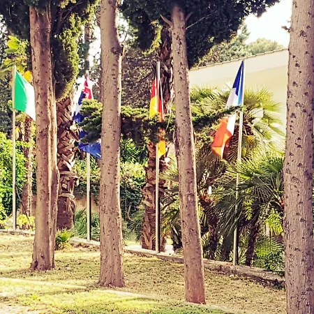 Relais Villa Lama Boutique Hotel בית הארחה טאראנטו