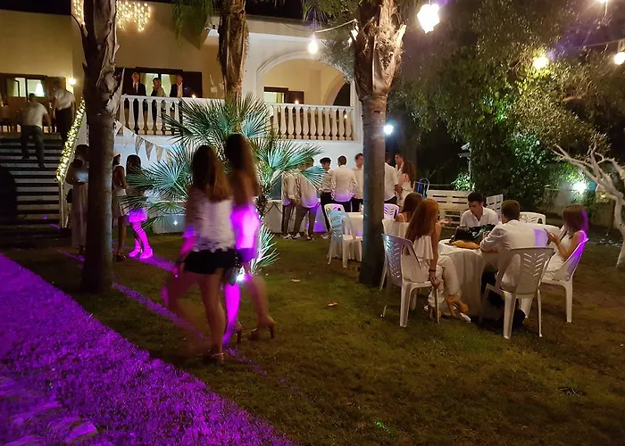 Relais Villa Lama Boutique Hotel *